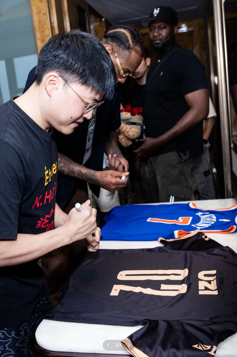 Uzi迎来二十赛季出色发挥，FPX观众热烈欢呼！的简单介绍