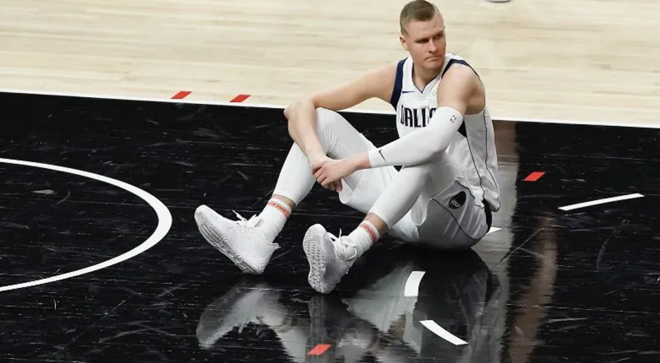 8日纪录东契奇惊天贡献比 状元郎轰生涯最高分 8日纪录东契奇惊天贡献比 状元郎轰生涯最高分