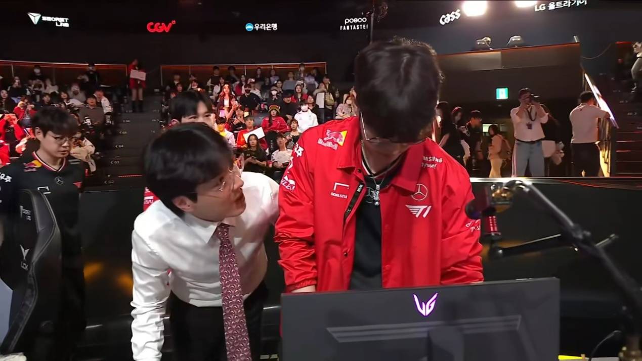 关于Faker遭遇七持续失利,DWG教练压力巨大!的信息 关于Faker遭遇七持续失利,DWG教练压力巨大!的信息