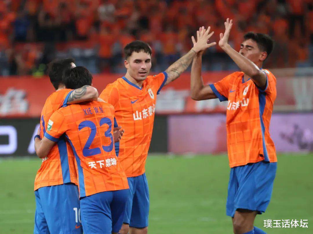 关于赛地聚焦——中超赛前热度飙升;菲尼克斯太阳豪取连胜;信心回归;纪律约束更严格的信息 关于赛地聚焦——中超赛前热度飙升;菲尼克斯太阳豪取连胜;信心回归;纪律约束更严格的信息