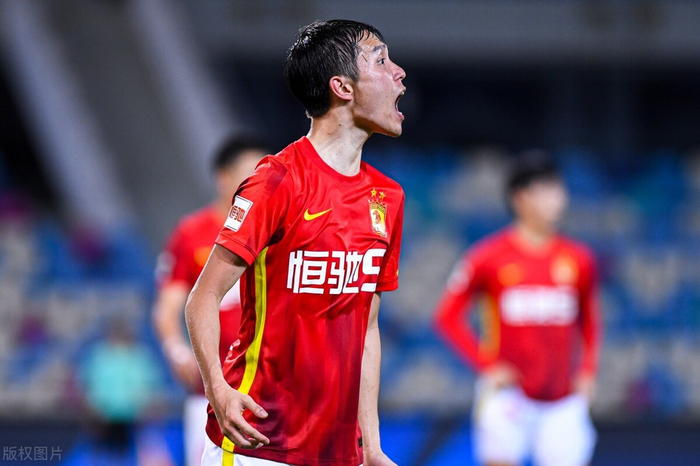 风云突变广州队集结日外线爆发,全明星赛版图或变,压力陡增,球探报告显示潜力 风云突变广州队集结日外线爆发,全明星赛版图或变,压力陡增,球探报告显示潜力