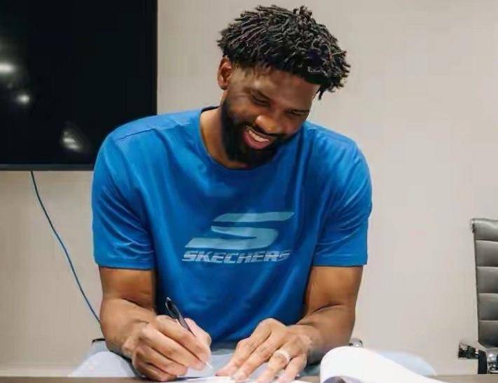 费城76人迎CBA季后赛关键赛，窗口期官宣签约，震撼外界，细节决定成败(费城76人最新消息)