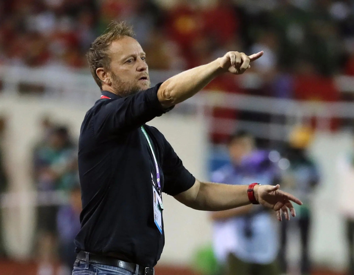 今夜洛杉矶快船门线救险：亚冠节点到来；悬念犹存；数据趋势出现新变化的简单介绍