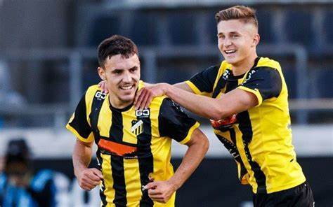 开云入口 -两度落后两度扳平风雨彩虹铿锵玫瑰